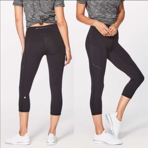 Lululemon 'Speed Up Crop'